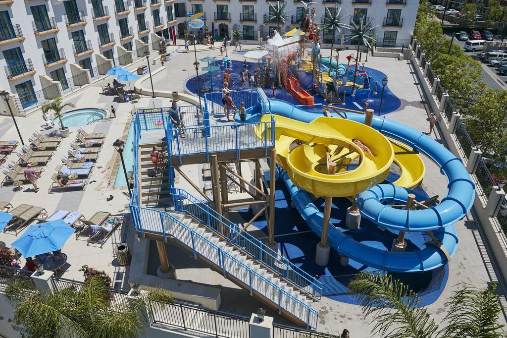 Courtyard Anaheim Theme Park Entrance Hotel Exterior foto